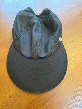 Black Women's Ponyflo Hat